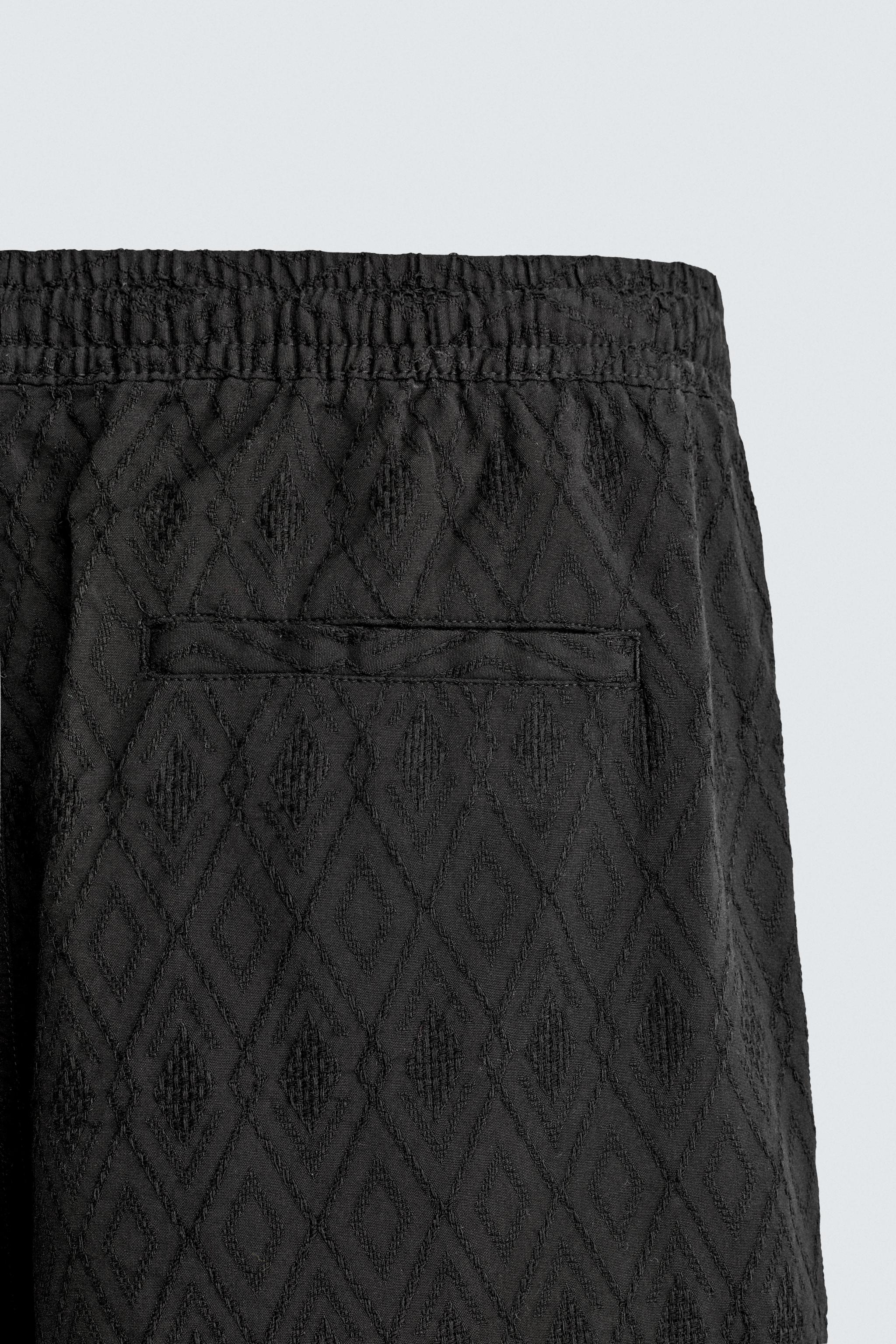 BERMUDA REGULAR FIT JACQUARD GÉOMÉTRIQUE